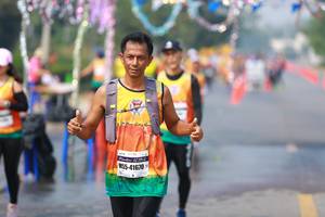 BIB: 41670
                            <button type="button" onclick="openModal(9903373)" class="btn btn-primary btn-sm float-right btn-popup" data-toggle="modal" data-target=".modal-high-quality">
                        <i class="fas fa-shopping-cart"></i> Add to Cart
                    </button>
                                            <button type="button" onclick="isThisMe(9903373, true)" class="btn btn-success btn-sm float-right btn-popup btn-isme hidden" data-toggle="tooltip" data-placement="bottom" title="นี่คือรูปของคุณใช่ไหม คลิกที่นี่เพื่อเอาเข้าอัลบั้ม">
                        <i class="fas fa-plus"></i> Add to album
                    </button>
                    <button type="button" onclick="isThisMe(9903373, false)" class="btn btn-warning btn-sm float-right btn-popup btn-isnotme hidden">
                        <i class="fas fa-ban"></i> Remove from album
                    </button>